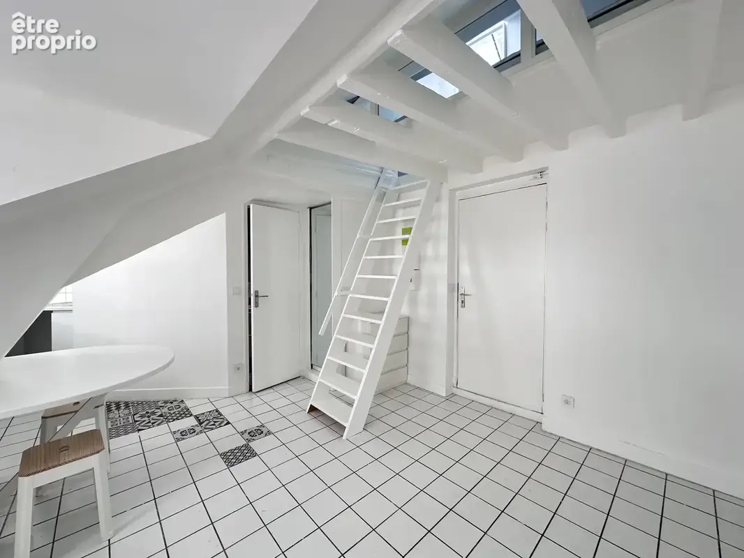 Paris 11 - folie mericourt - charmant studio renove - photo 4
