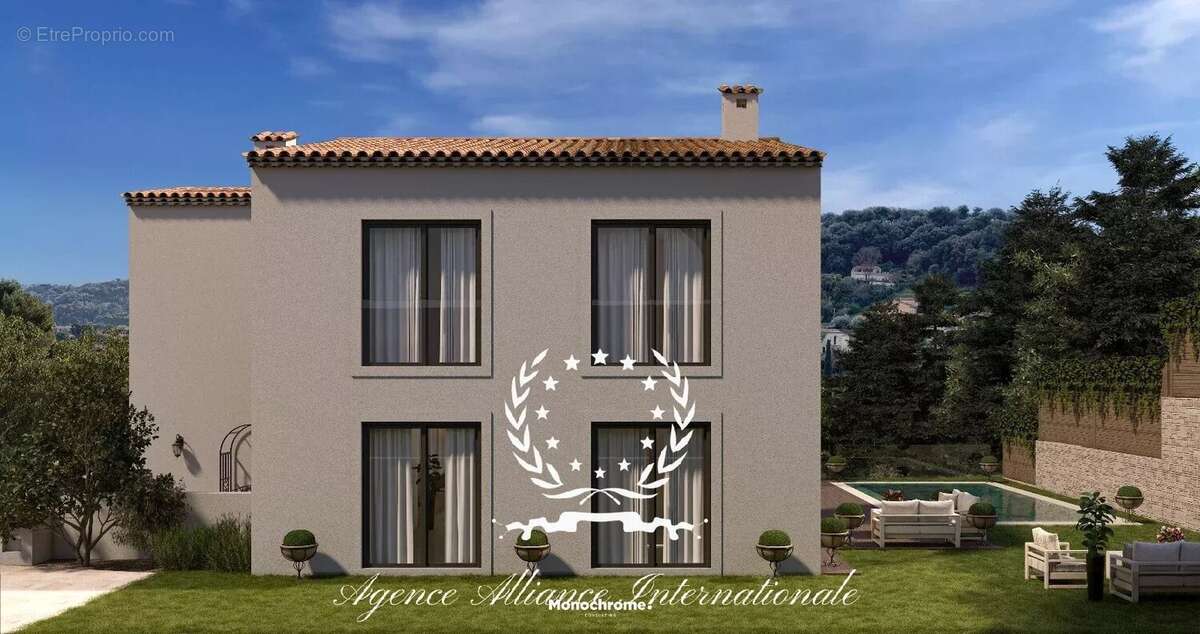 Maison à VALLAURIS