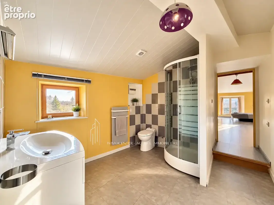 Grande bâtisse de caractère   Plus de 150 m2 habitables + seconde habitation d’environ 130 m2   Fort potentiel - photo 12