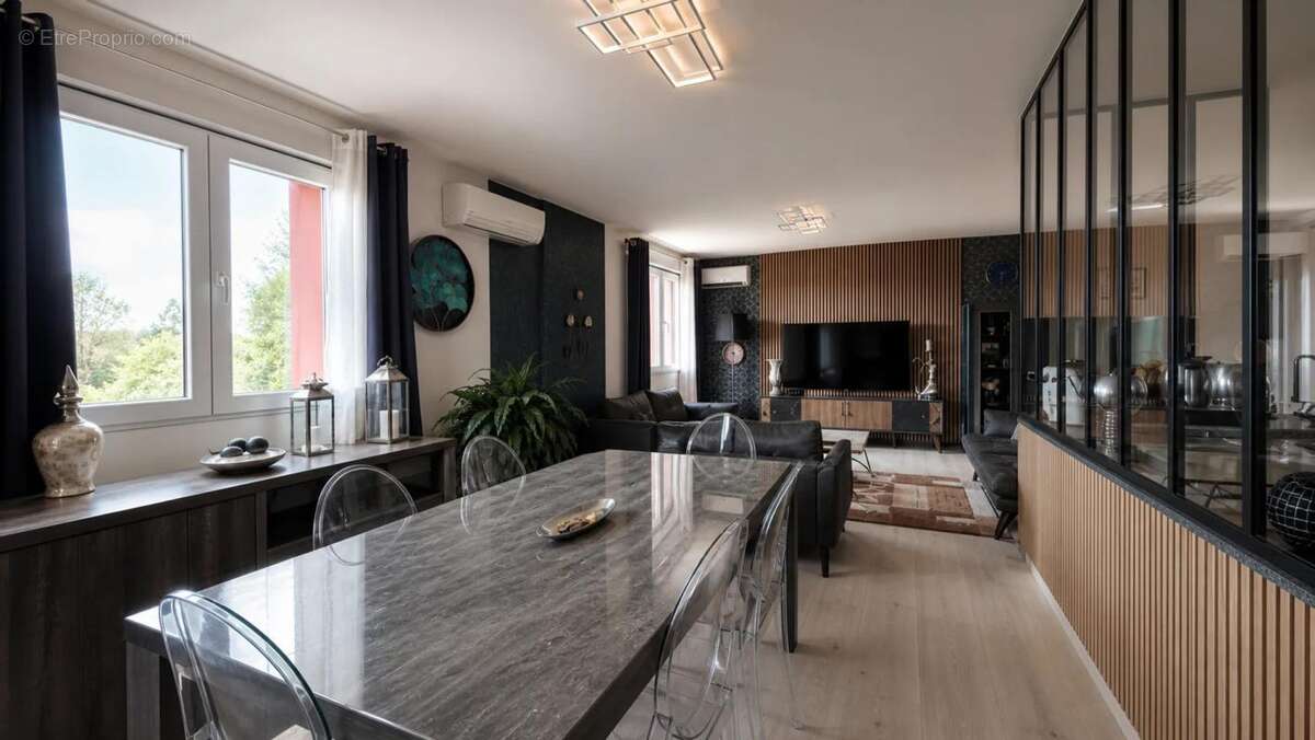 Maison de 6 pièces de 140 m² à Villeurbanne - photo 4