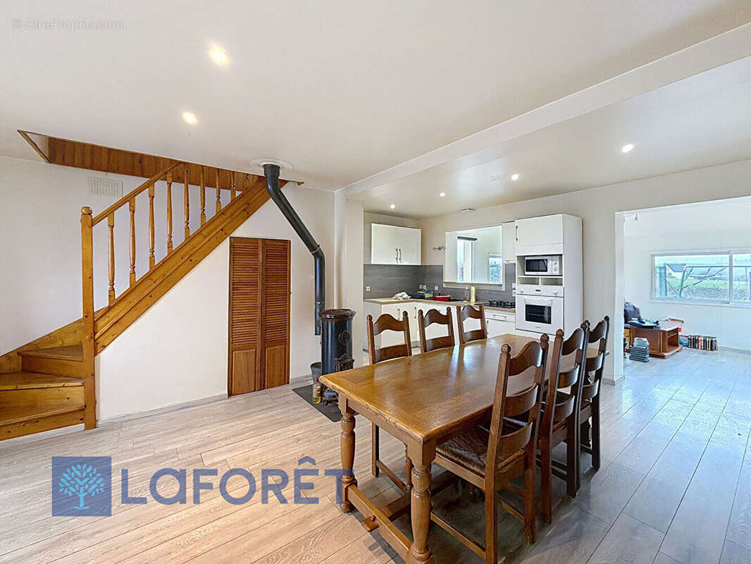 Maison à CONCHES-EN-OUCHE