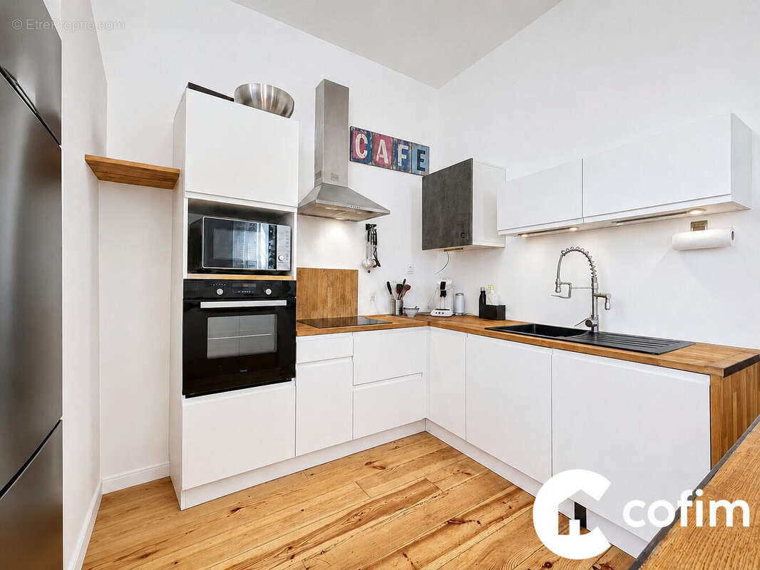 Appartement à MAZERES-LEZONS