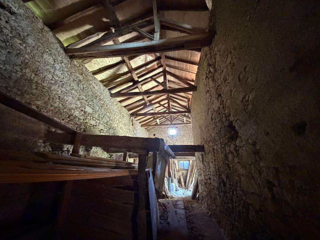 Maison à PAVIE