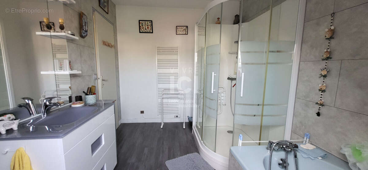 Maison à SAINTE-LUCE-SUR-LOIRE