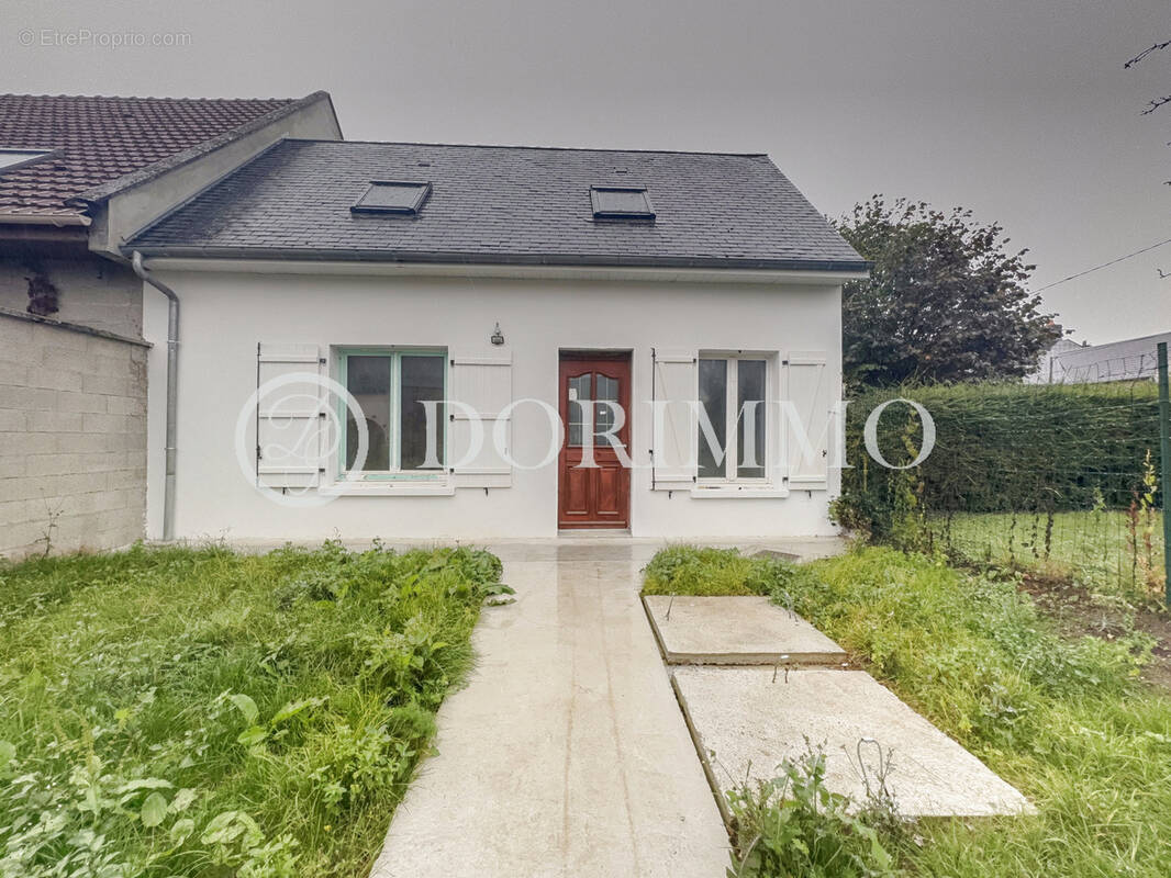 Maison à BRETEUIL