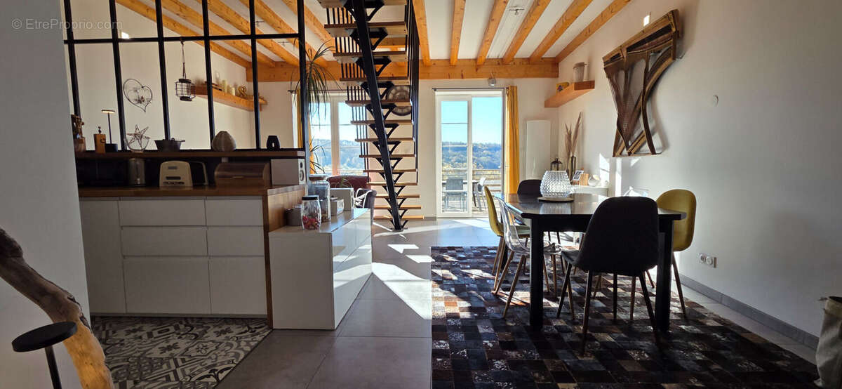 Maison à AMBERIEU-EN-BUGEY