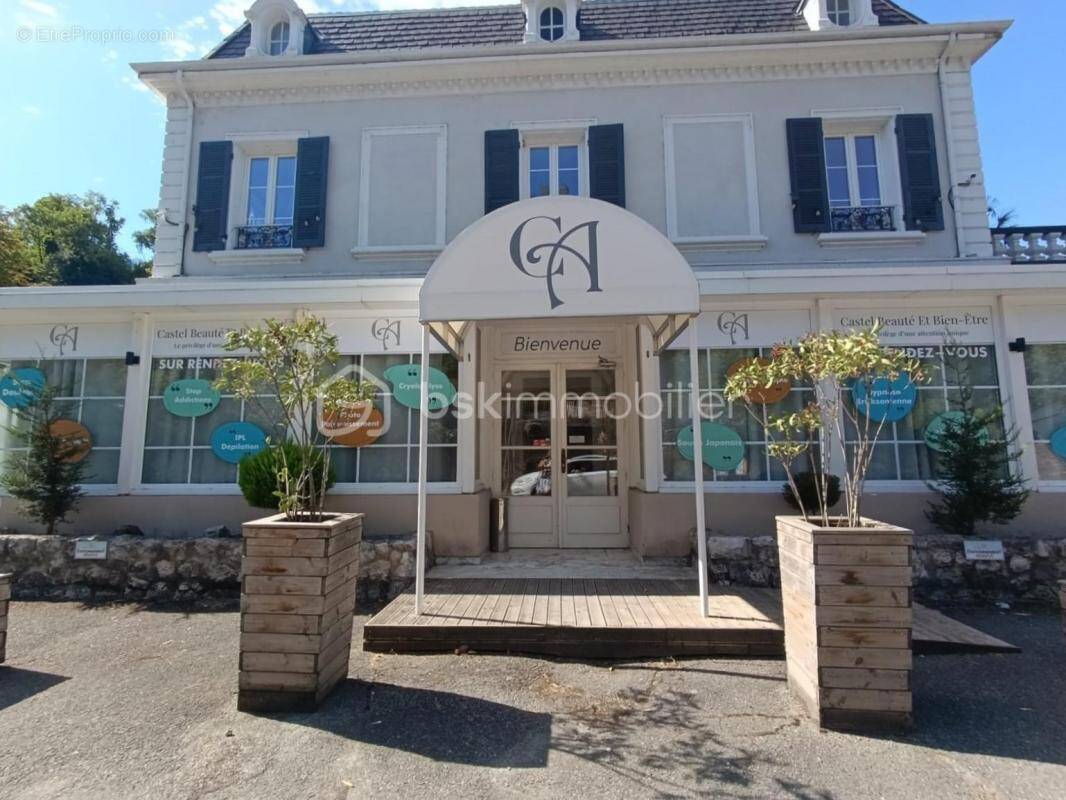 Commerce à SAINT-JEAN-DE-MOIRANS