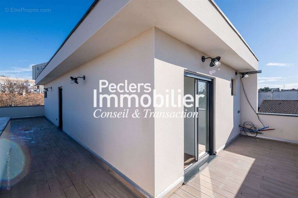 Maison à NANTERRE
