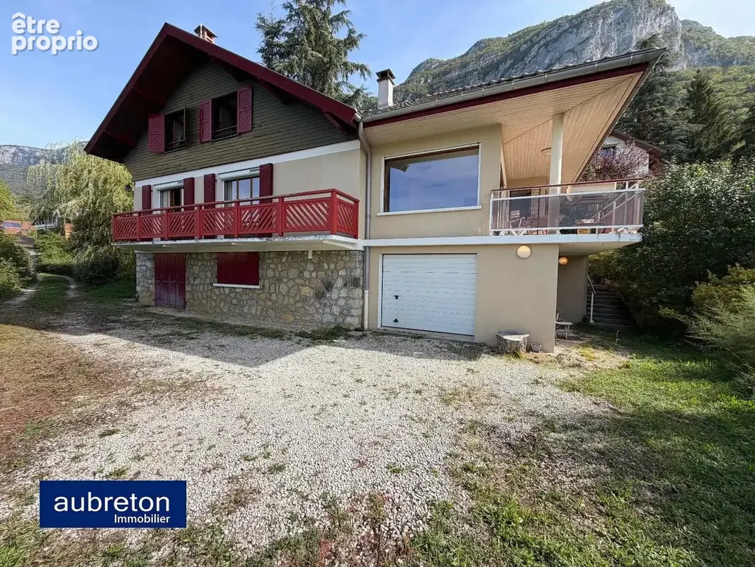 Maison 6 pièces 169 m² à vendre à Veyrier-Du-Lac (74290) - photo 3