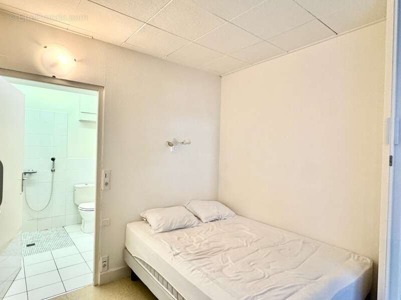 Appartement t2 de 42m2-proche des commerces-a deux pas de la mer-ideal investissement - photo 5
