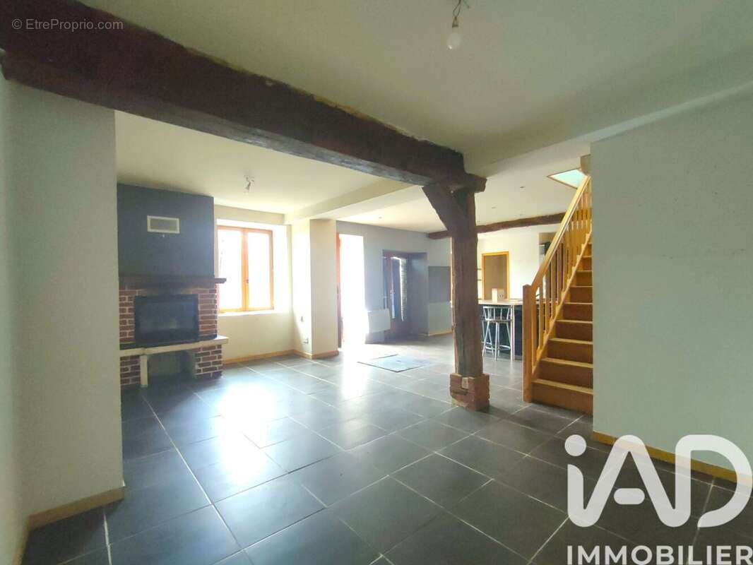 Photo 3 - Maison à COURGENAY