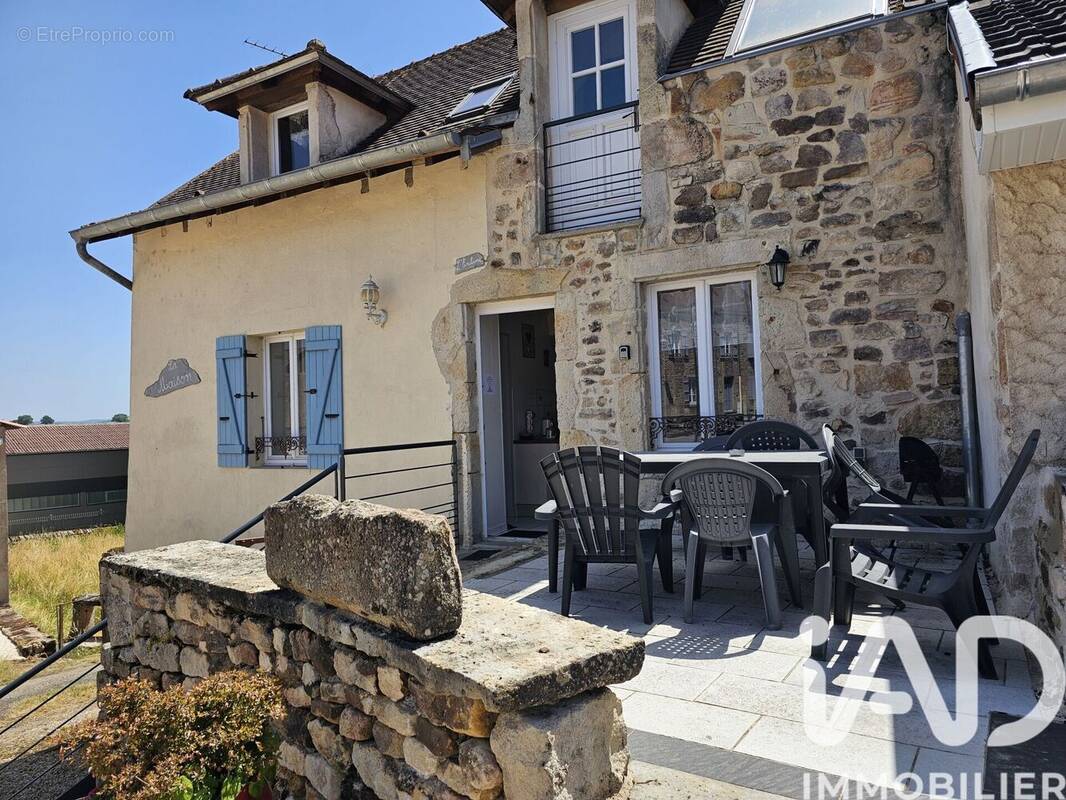 Photo 1 - Maison à MARTIGNY-LE-COMTE