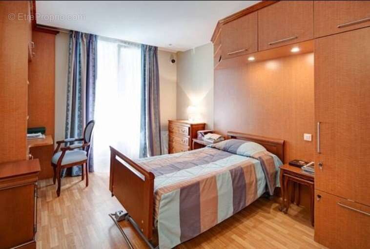 Appartement à GARCHES