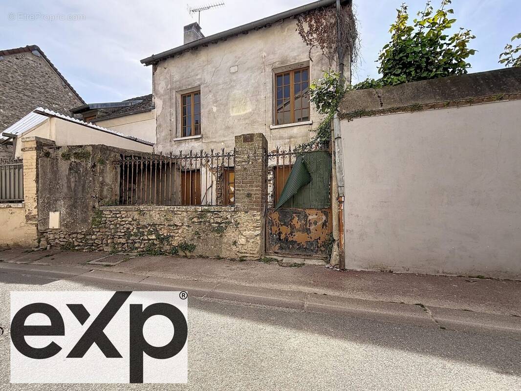 Maison à PACY-SUR-EURE