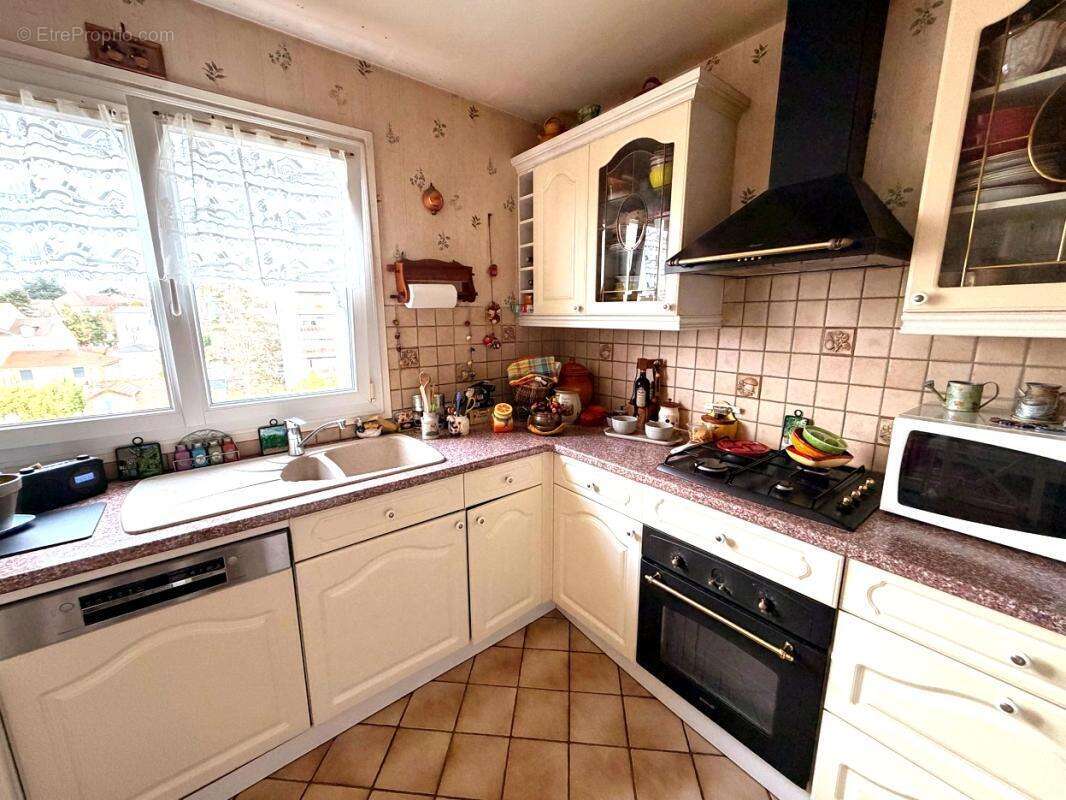 Appartement à ENGHIEN-LES-BAINS
