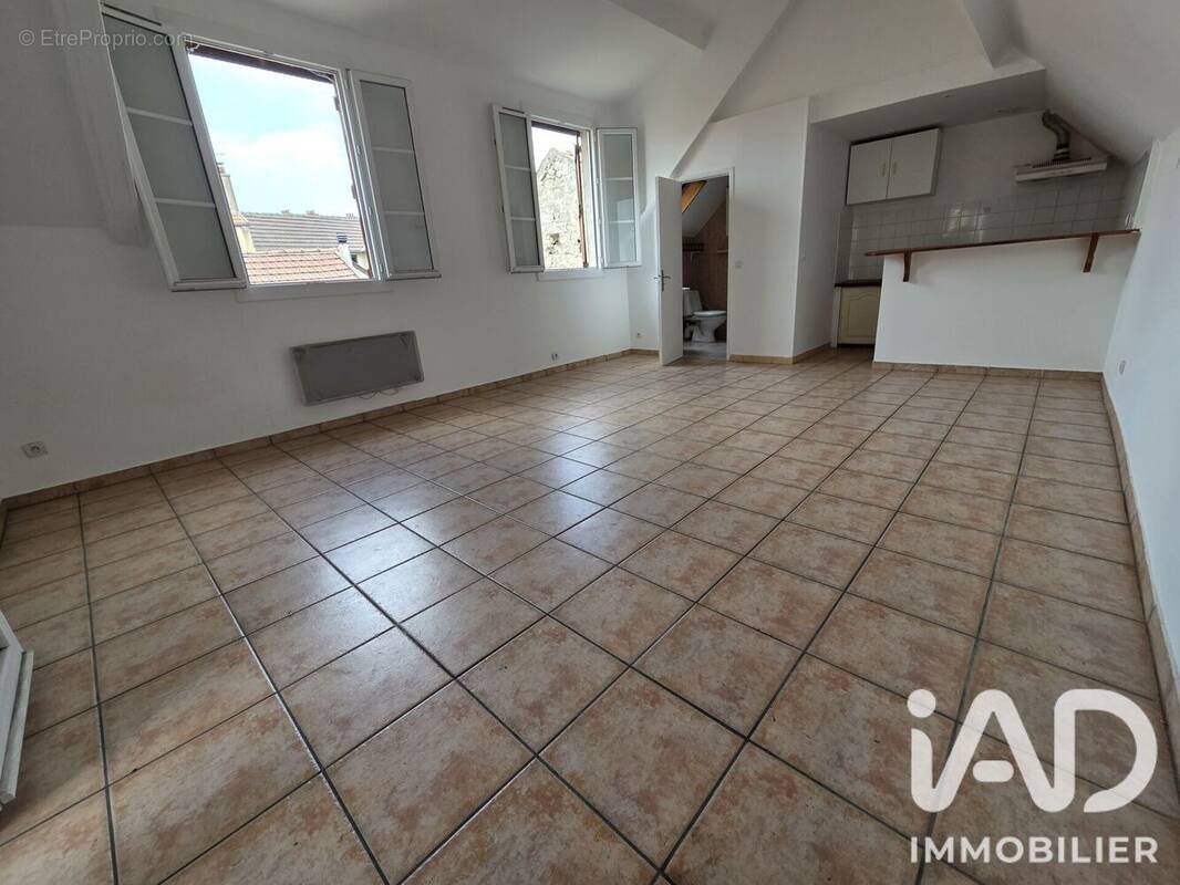 Photo 1 - Appartement à GENNEVILLIERS