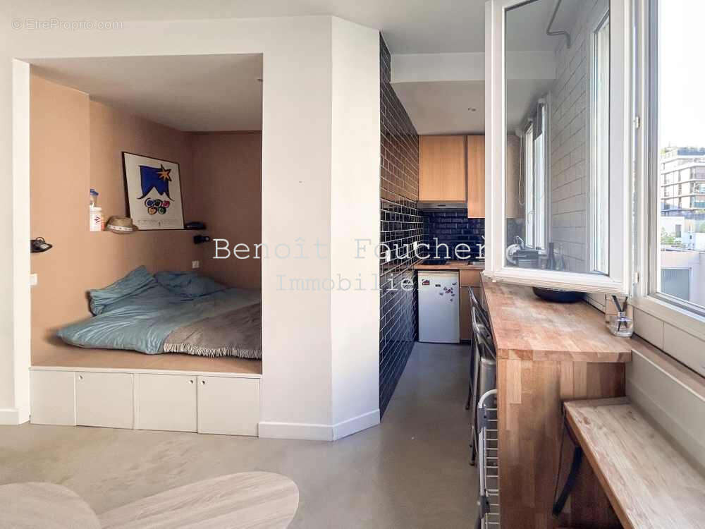 Appartement à PARIS-15E