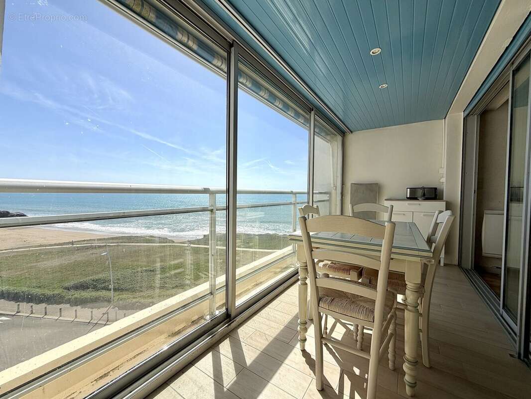 Loggia - Appartement à SAINT-HILAIRE-DE-RIEZ