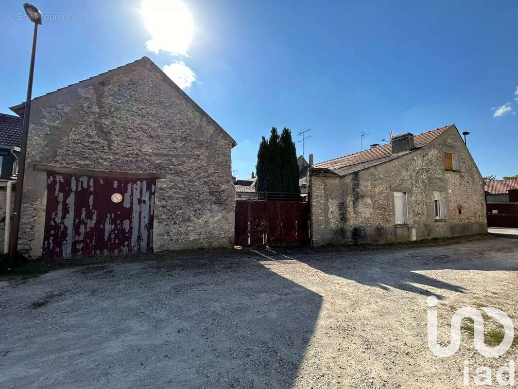 Maison 97 m² à Oysonville  - photo 2
