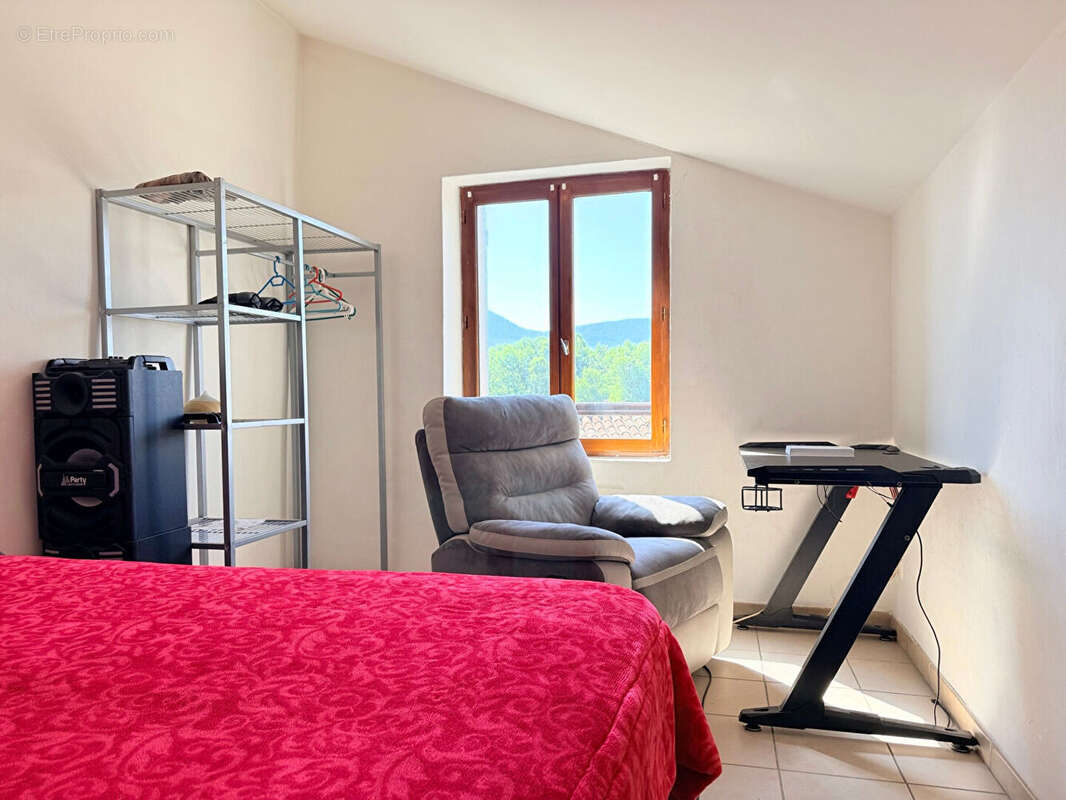 Appartement à VAISON-LA-ROMAINE