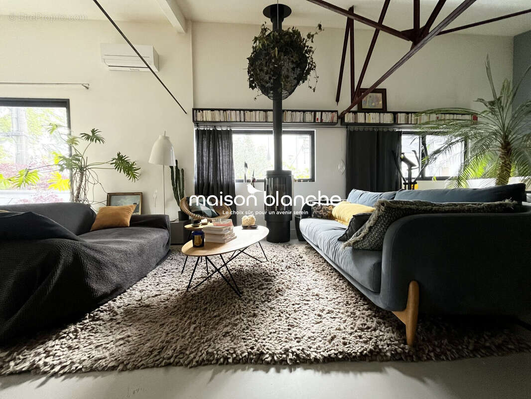 Maison 165 m² à Angers  - photo 2