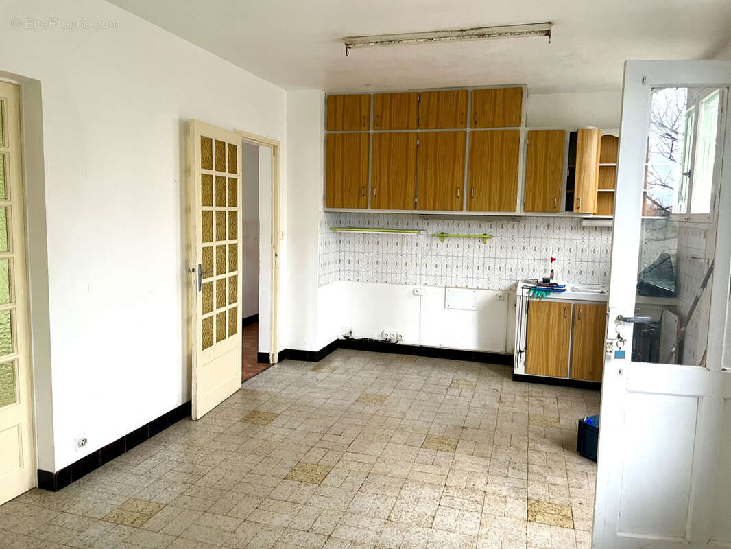 Maison à SAINT-JEAN-DE-SAUVES