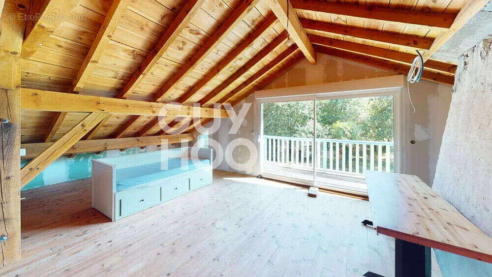 Maison à LIT-ET-MIXE