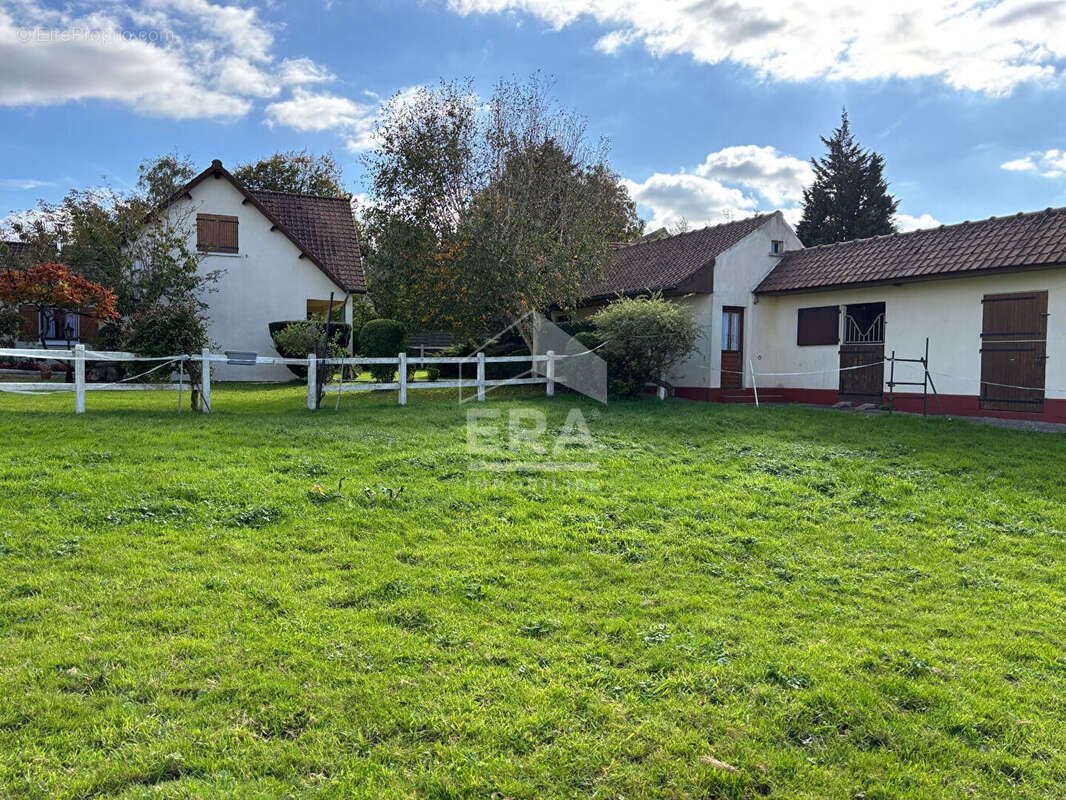 Maison à MENNEVILLE