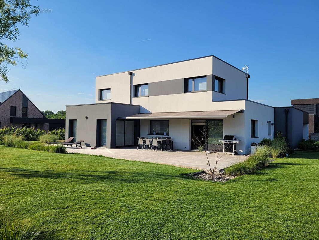 Maison à MERIGNIES