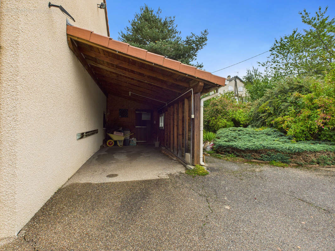 Maison à SAINT-FERREOL-D&#039;AUROURE