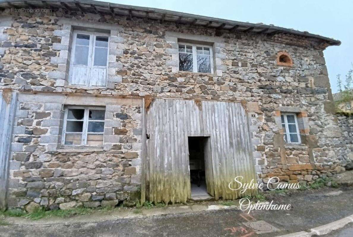 Fix Saint Genest 43- Idéal investisseurs et bricoleurs-un bien à fort potentiel sur 500 m² - photo 7