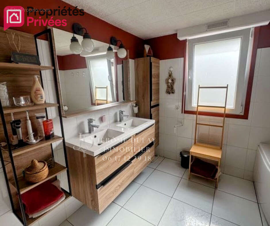 Longère en pierre rénovée avec piscine à vendre à Ernée (53500) ? 193 m², 5 chambres, terrain de 3 866 m² ? Mayenne (53) - photo 8
