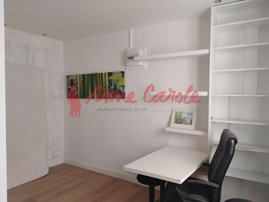 Appartement à PARIS-20E