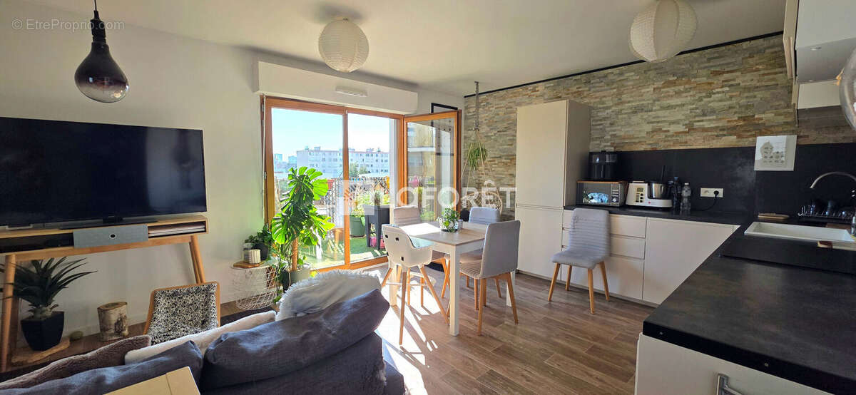 Appartement à SAINT-DENIS