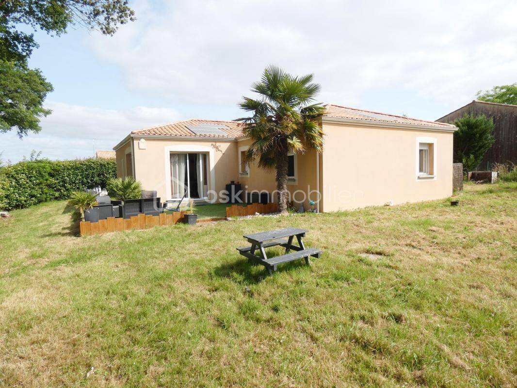 Maison à CORCOUE-SUR-LOGNE