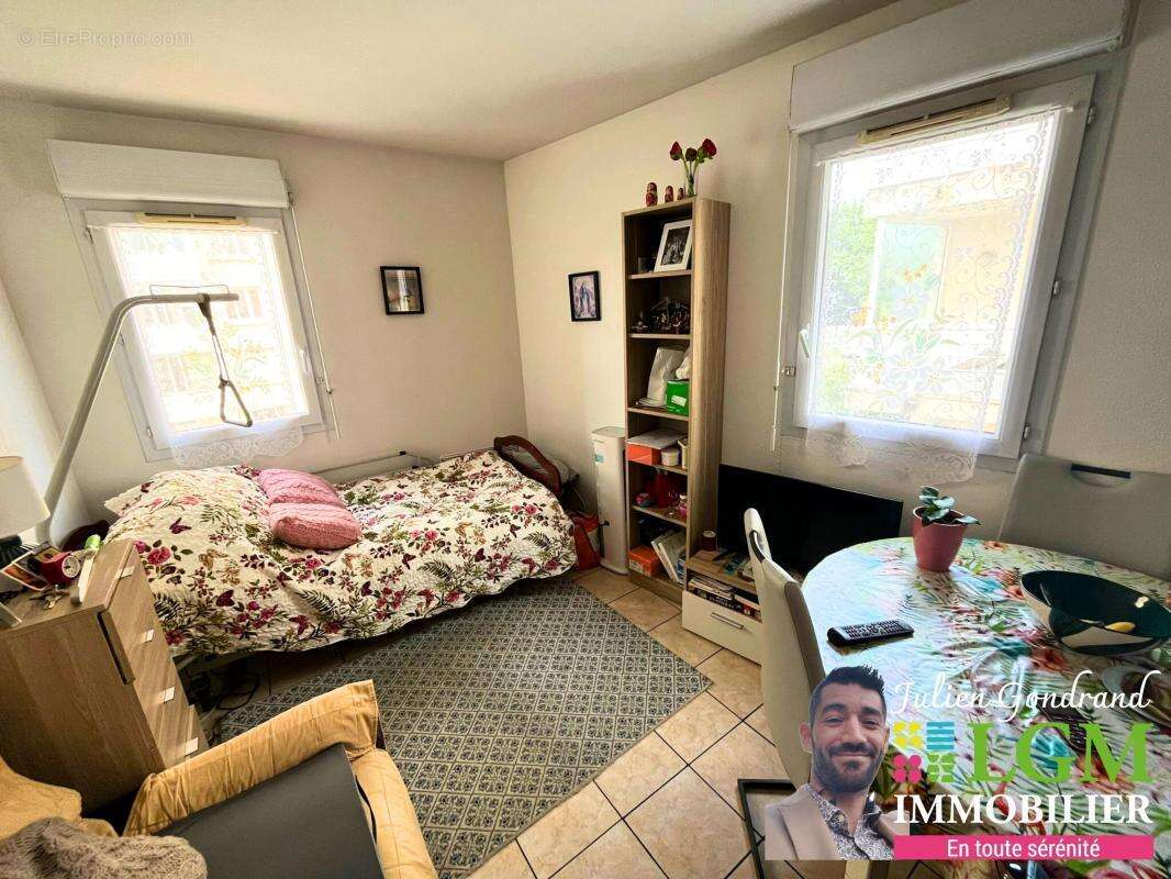 Appartement à NIMES