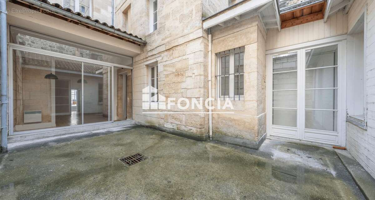 Appartement à BORDEAUX