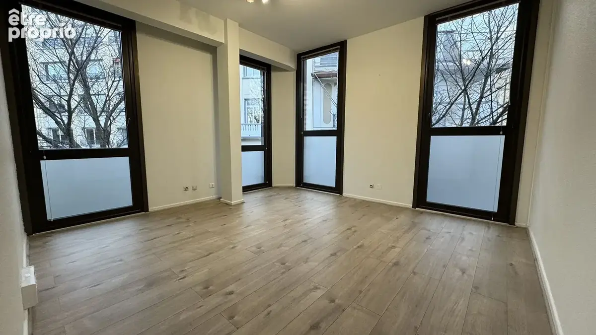 Ensemble immobilier de 200 m² / Fort potentiel de transformation / Quartier thermal de Vichy - photo 4