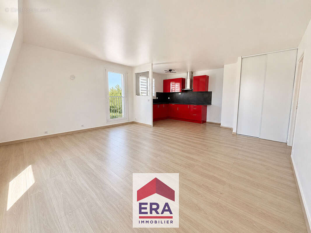 Appartement à SARTROUVILLE