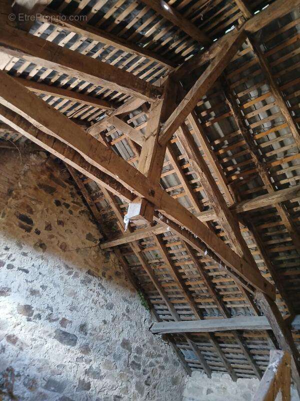 Maison à LADIGNAC-LE-LONG