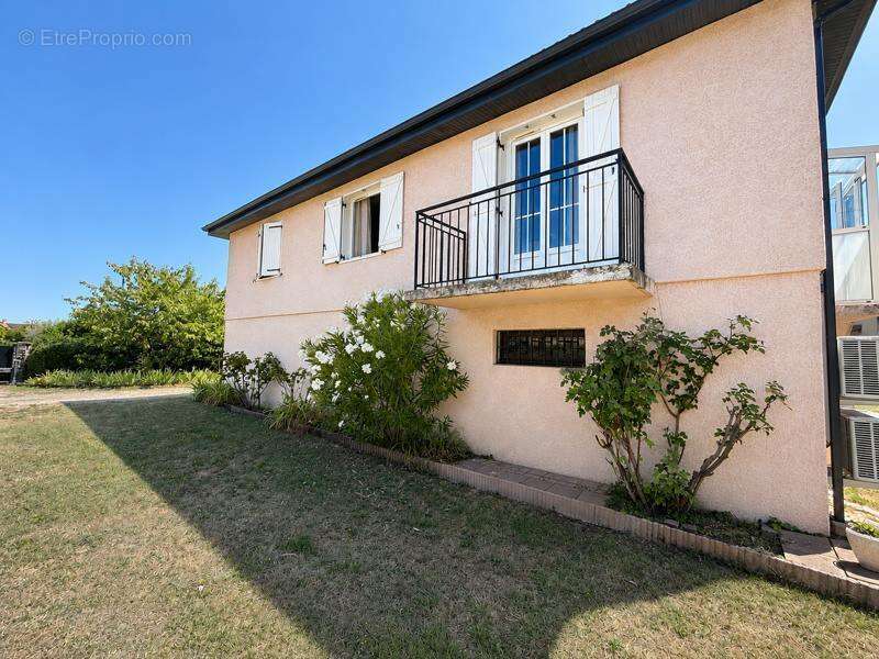 Maison de 4 pièces principales - photo 2
