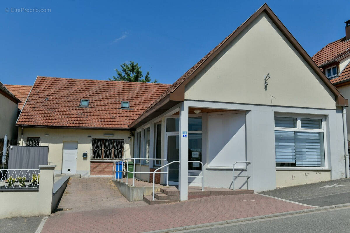 Commerce à ERNOLSHEIM-BRUCHE