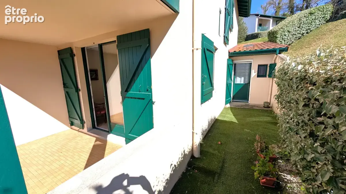 T2 Bis rez-de-jardin Chantaco - Parking - photo 3