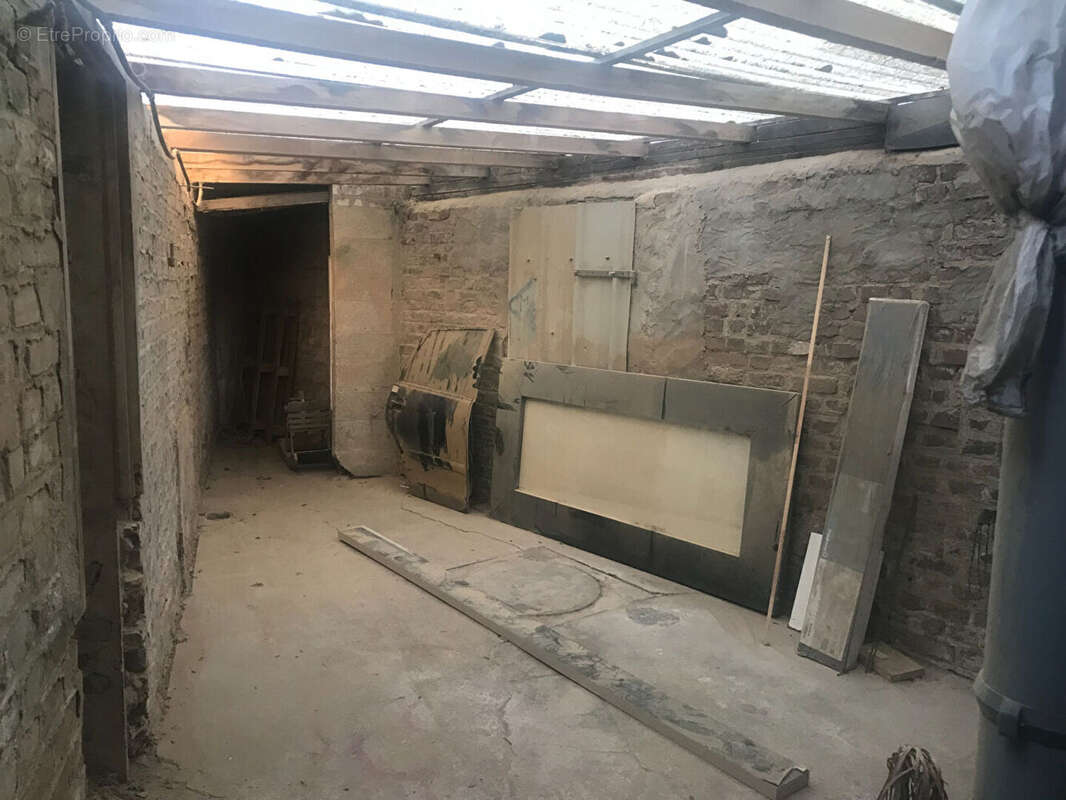 Commerce à SAINT-QUENTIN