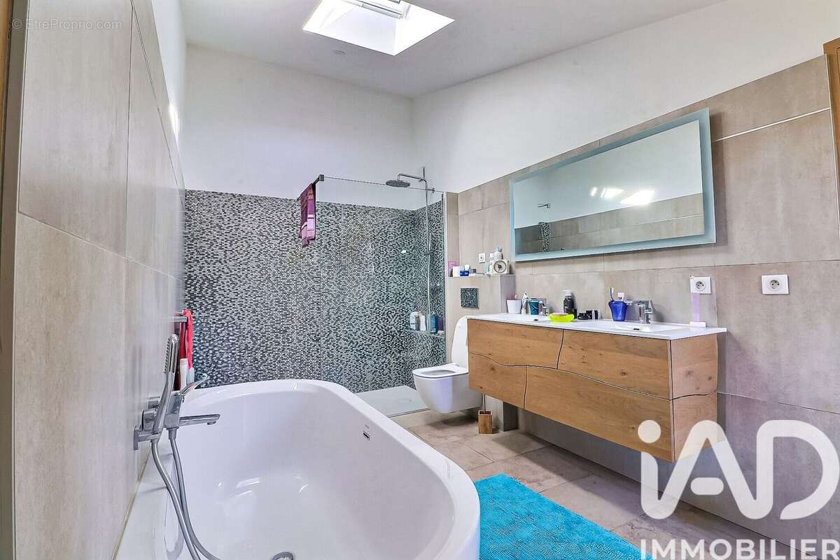 Photo 4 - Maison à AIMARGUES