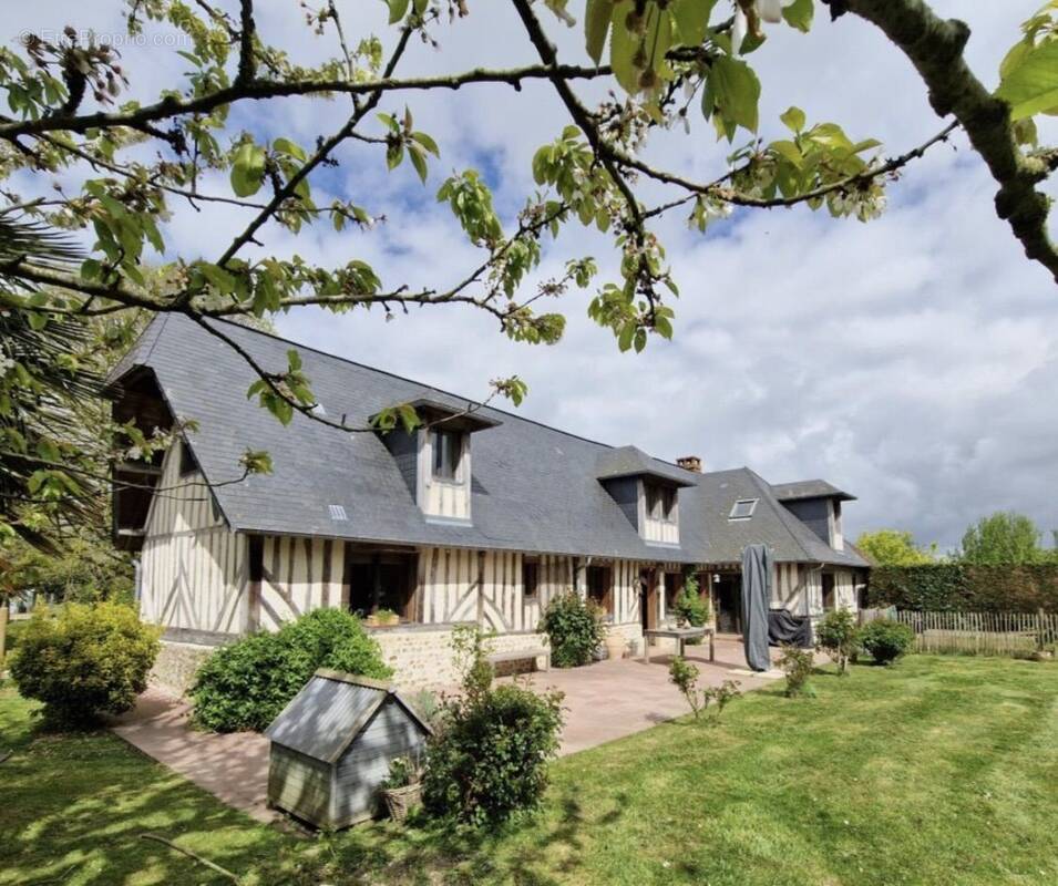 Maison à GONNEVILLE-SUR-HONFLEUR