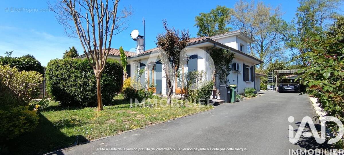 Photo 1 - Maison à ARTIGUES-PRES-BORDEAUX