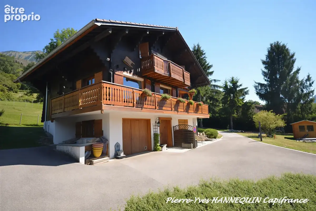 Chalet avec vue panoramique, piscine chauffée et T2 indépendant - photo 5