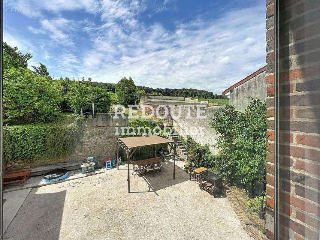 Maison 150m2 avec dépendances, village viticole Proche Epernay - photo 15