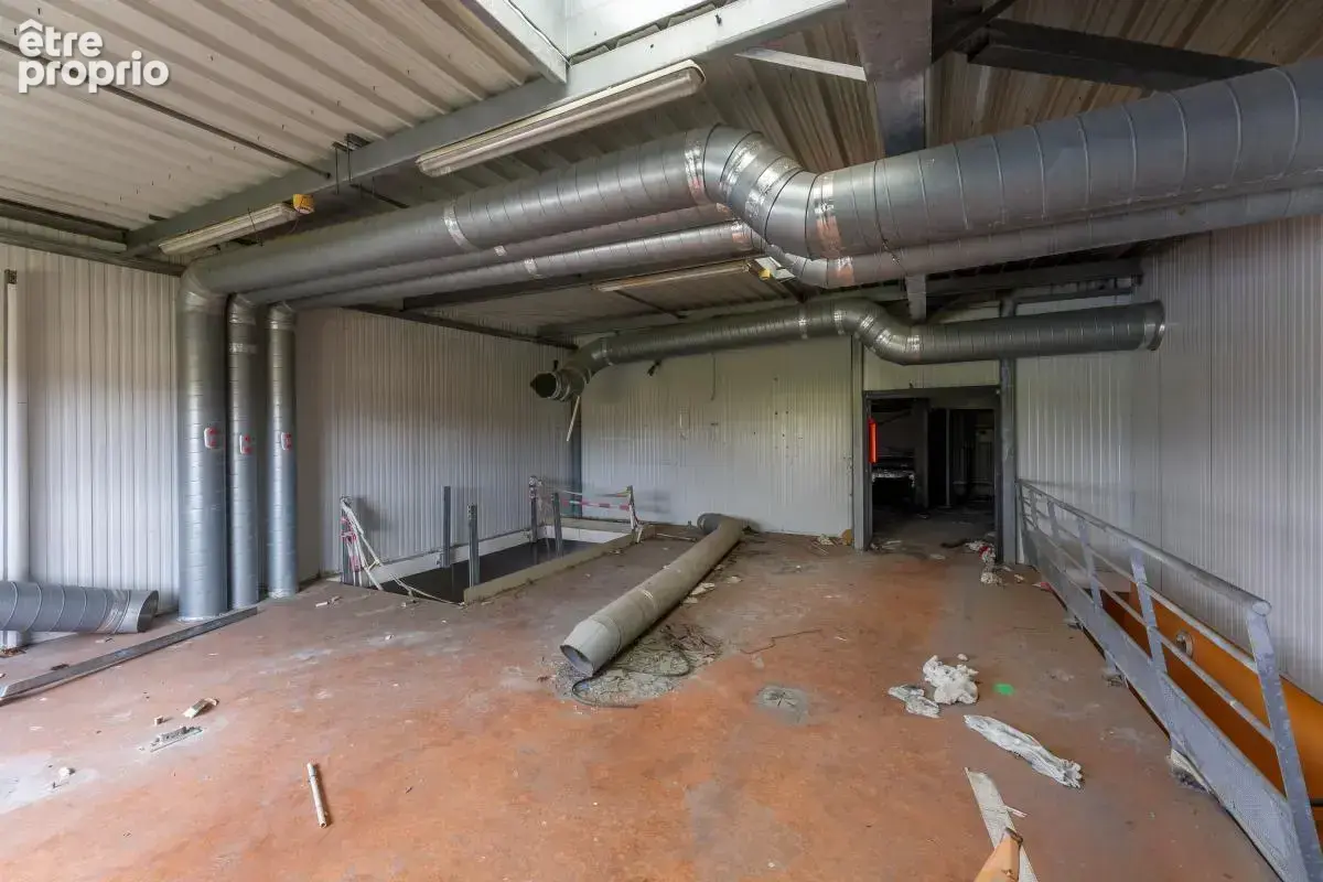Local - 1 640 m² - Harcourt (27) - photo 13